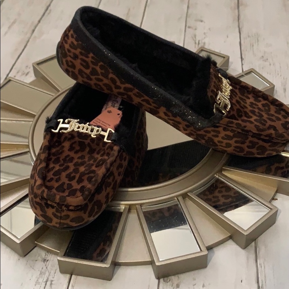 NEW Juicy Couture cheetah animal print moccasins
